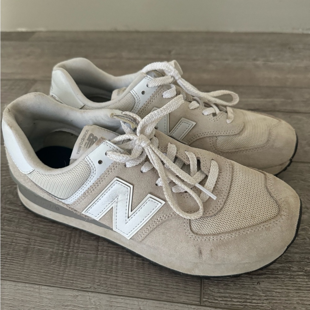 New Balance 574 size 10